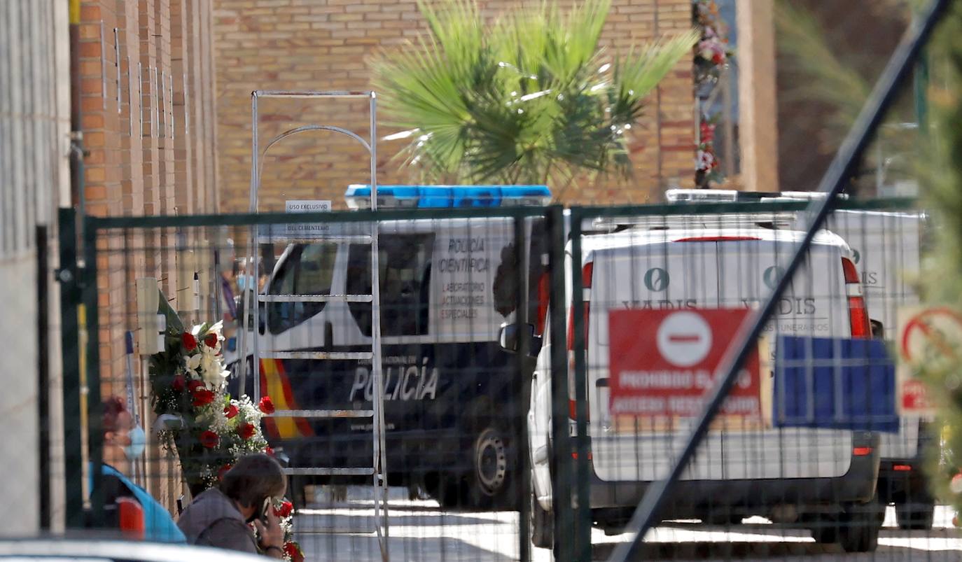 Fotos: Tiroteo en el cementerio de Torrent