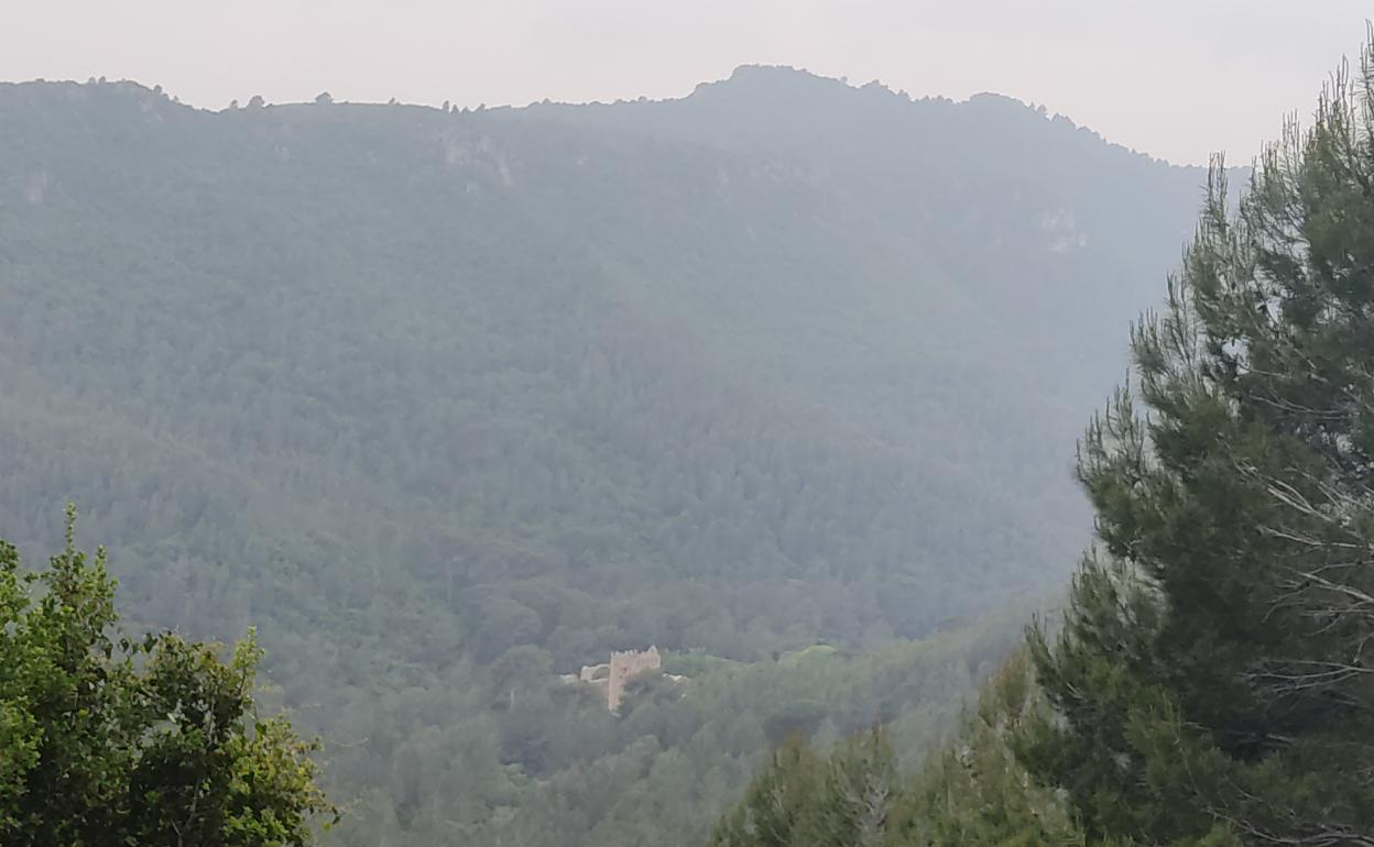 La Sierra de Corbera une a las poblaciones en su protección.