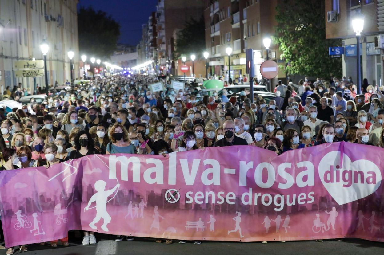 Última protesta vecinal en la Malvarrosa el pasado 7 de octubre. irene marsilla