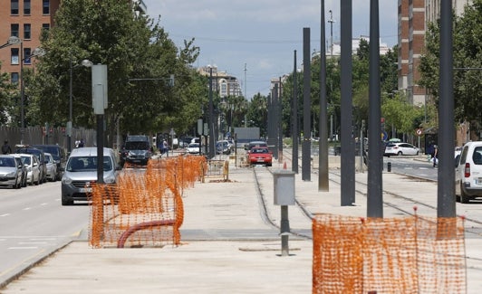 Obras del tranvía en la calle Amado Granell. 