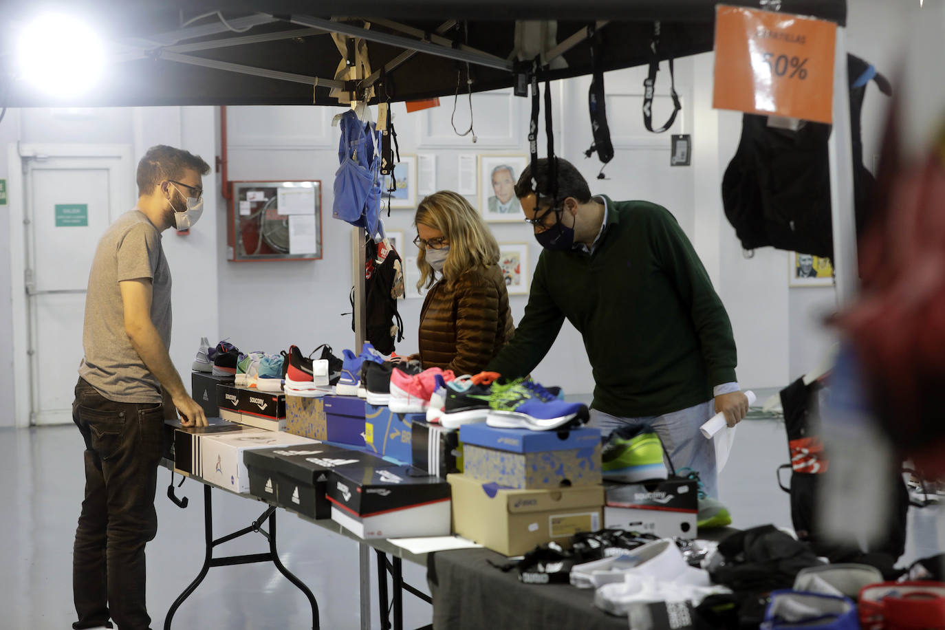 Fotos: Feria del Corredor de la 15K Valencia Abierta al Mar 2021