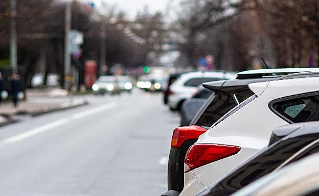 La gran duda de las ITV: ¿Debo pasarla si el coche está estacionado?