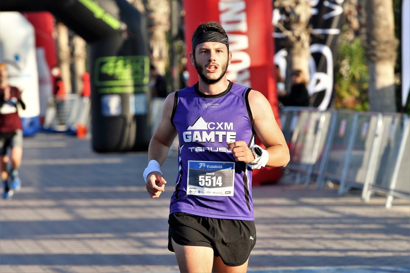 Fotos: Búscate en la meta de la 15K Valencia Abierta al mar (2)