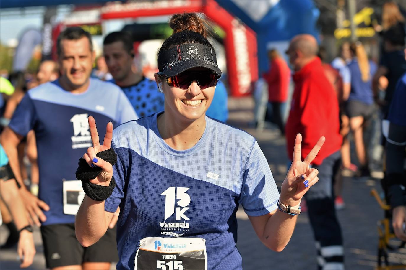 Fotos: Búscate en la meta de la 15K Valencia Abierta al mar (2)