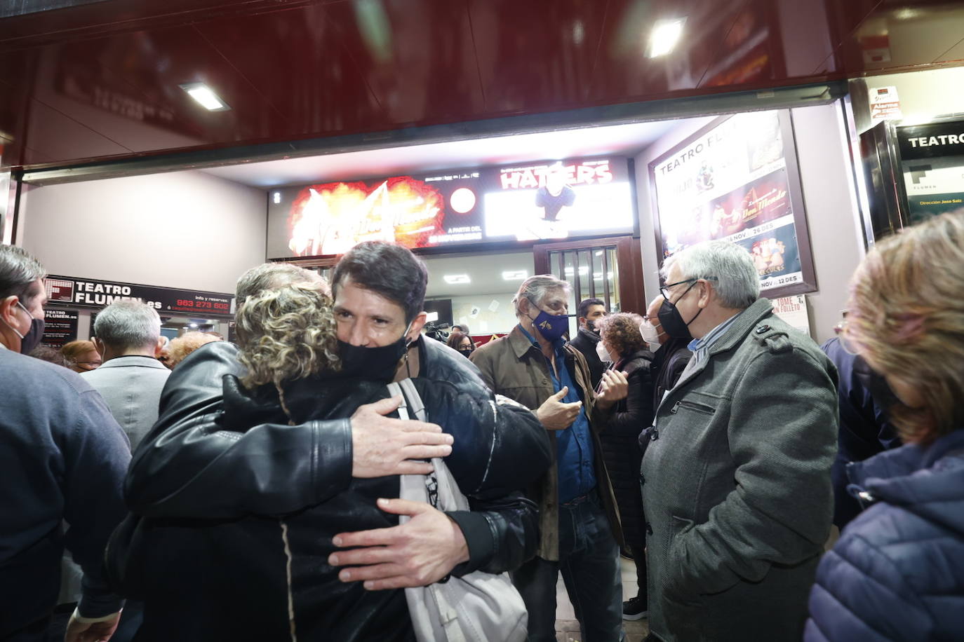 Las empresas de artes escénicas valencianas se visten de gala este lunes por la noche. El Teatro Flumen ha acogido la entrega de los galardones que cada año otorga l'Associació d'Empreses d'Arts Escèniques del País Valencià. 