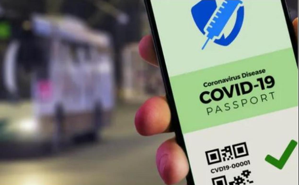 Pasaporte Covid en un teléfono móvil. 