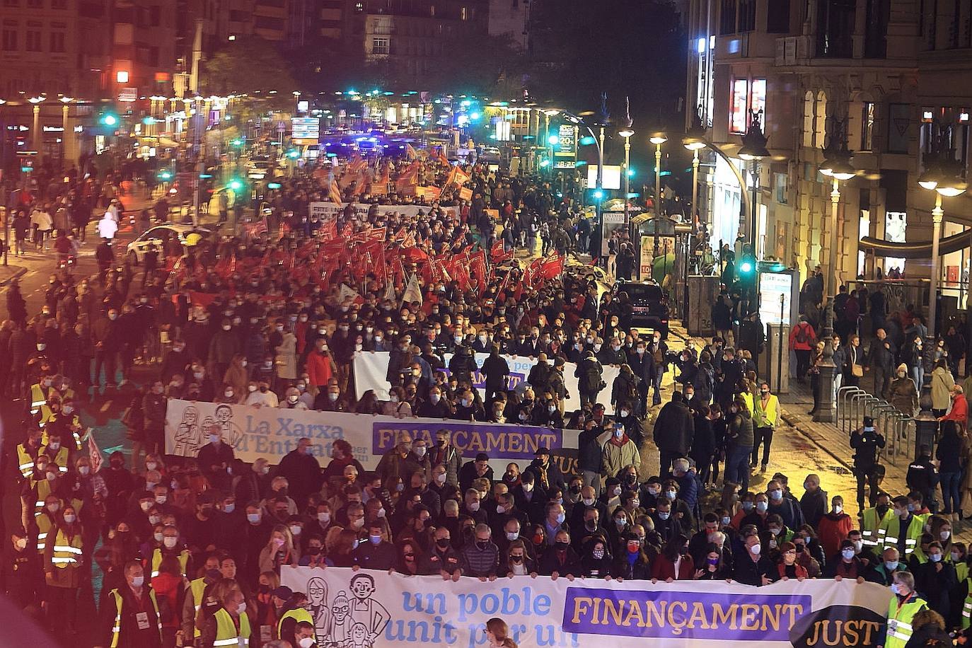 Fotos: Manifestación en Valencia contra la infrafinanciación de la Comunitat