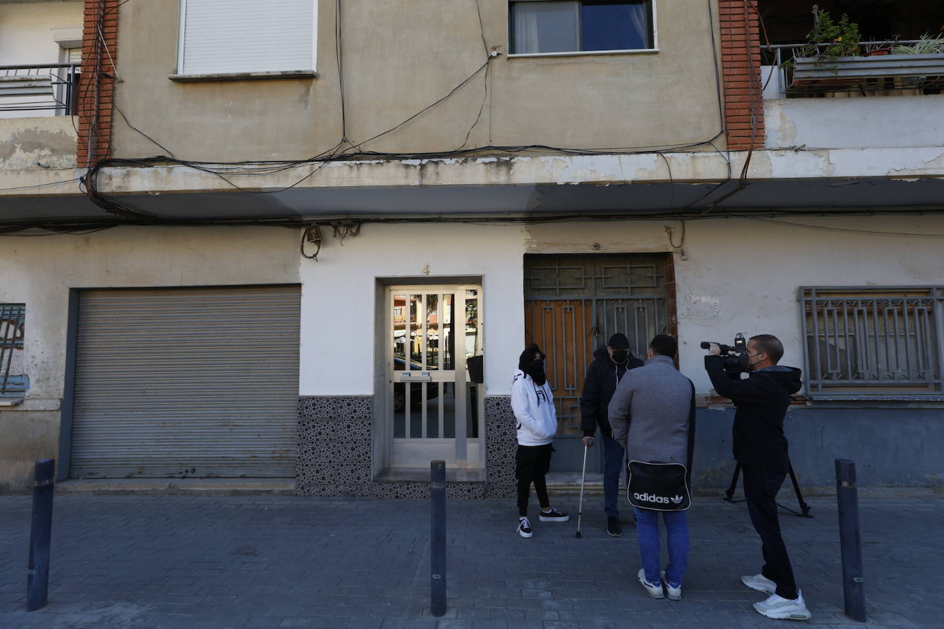 Fotos: Mueren tres personas intoxicadas por monóxido de carbono en una vivienda de Catarroja