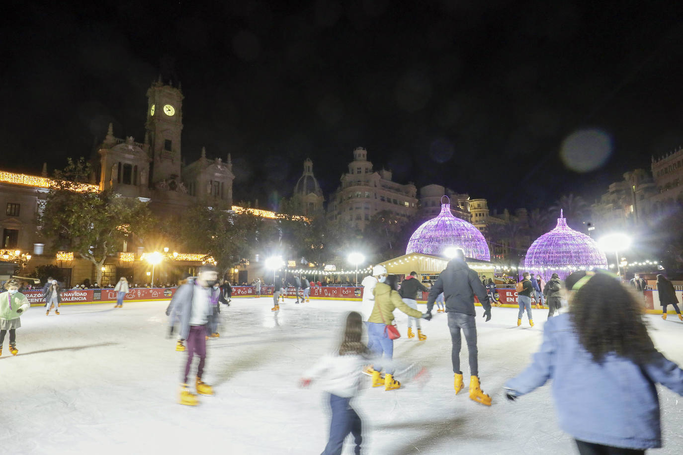 Fotos: Valencia enciende la iluminación navideña 2021