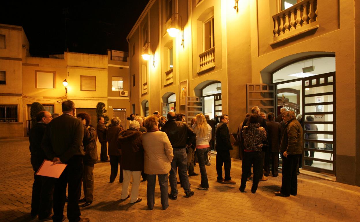 Asamblea de damnificados convocada en 2010. 