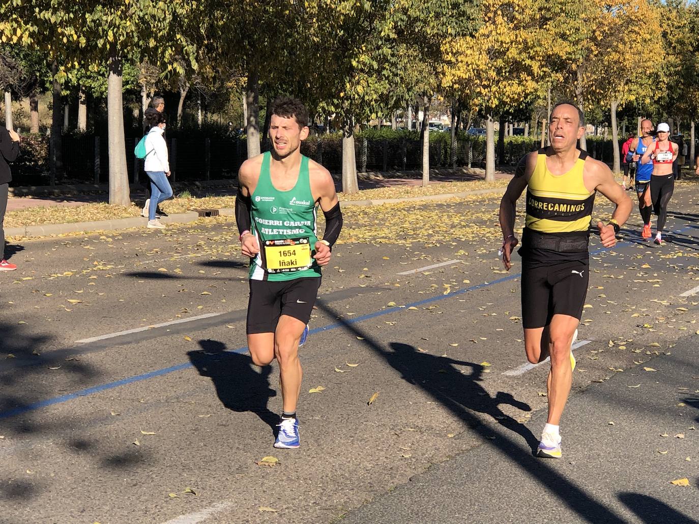 14.000 corredores hacen frente a una dura jornada marcada por las rachas muy fuertes de viento