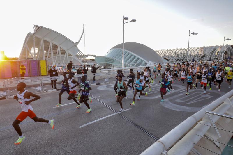 Corredores en el Maratón de Valencia de este domingo, 5 de diciembre.