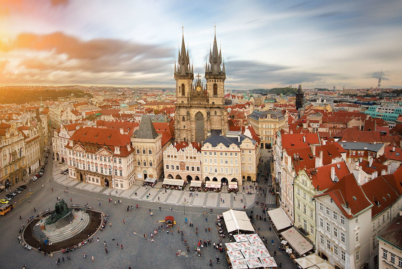 14.- Praga (República Checa) | Praga cuenta con multitud de espacios naturales donde el viajero puede 'perderse' y disfrutar. Entre ellos destacan el parque Riegrovy Sady y el parque Stromovka, además de el Botanicka Zahrada donde se puede conocer una gran variedad de plantas tropicales.