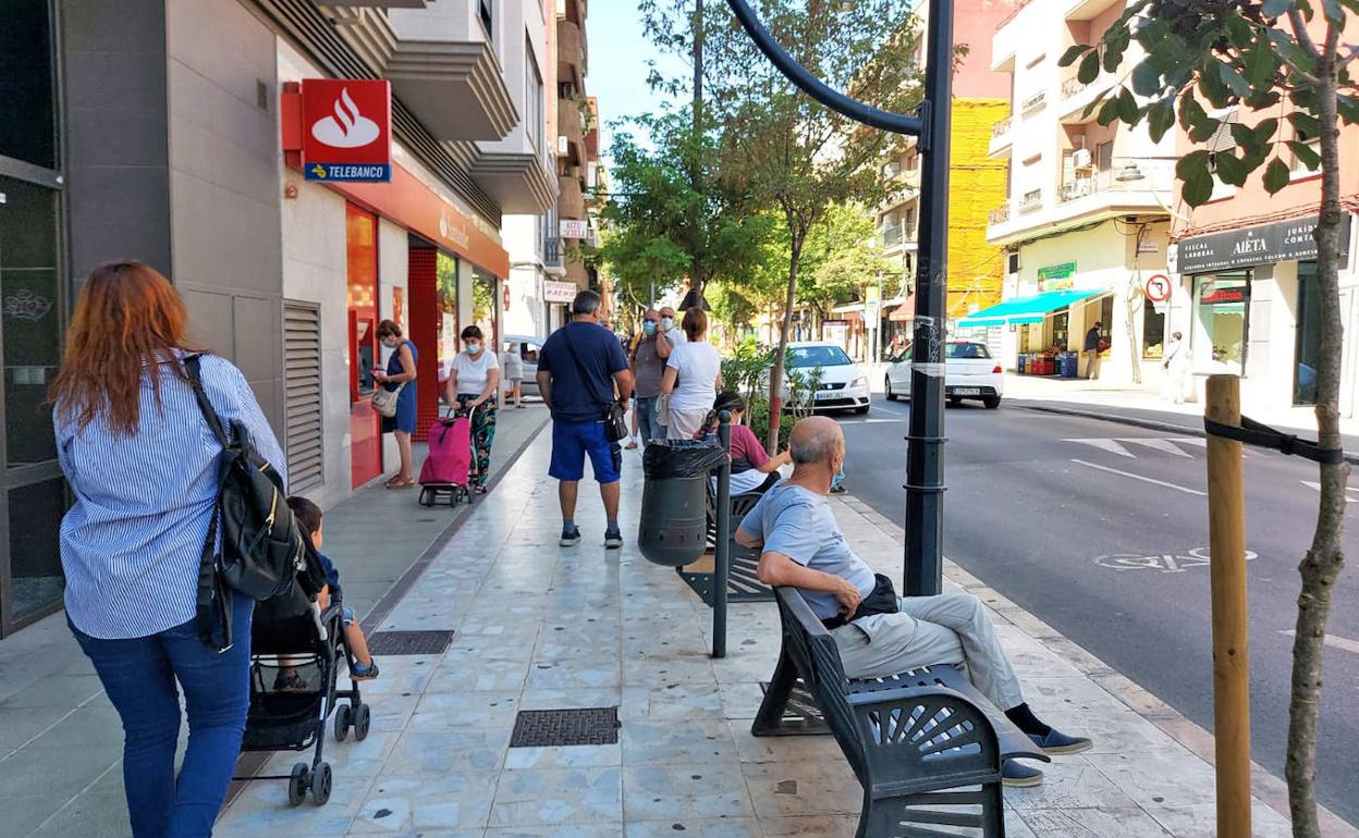 Una calle comercial del municipio. 