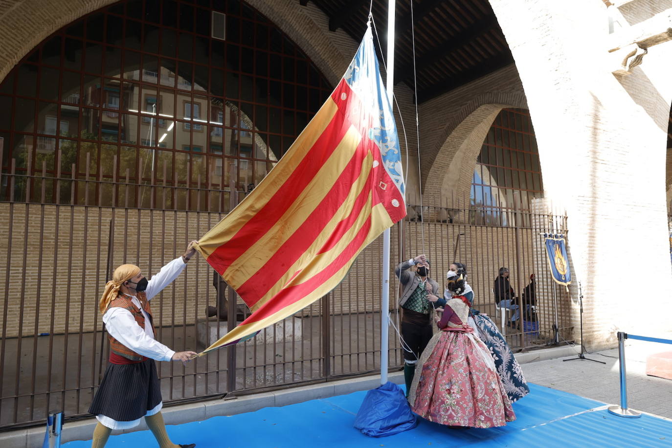 Fotos: Homenaje a la Senyera en Valencia