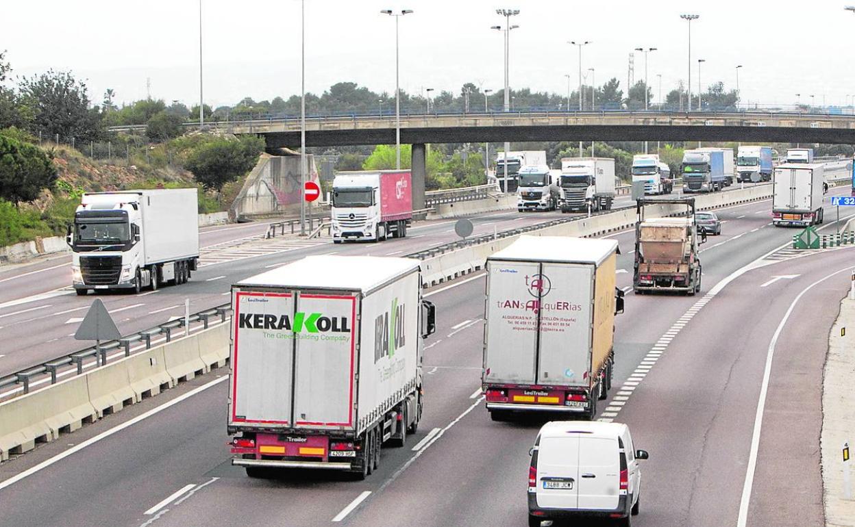 Transportistas en carretera. 