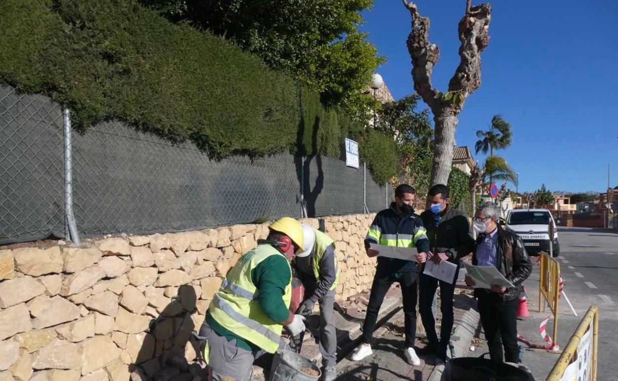 Imagen del inicio de los trabajos de creación de uno de los nuevos puntos de recarga