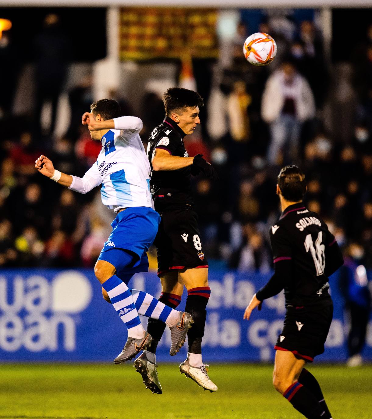 Fotos: Las mejores imágenes del CD Alcoyano-Levante UD