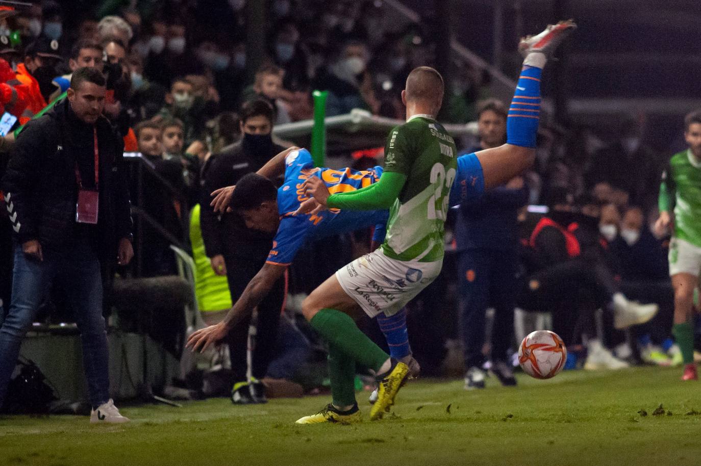 Fotos: Las mejores imágenes del CD Arenteiro-Valencia CF