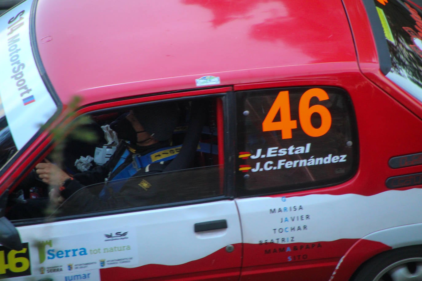 Fotos: Espectacular subida al Garbí con 60 coches por la Calderona