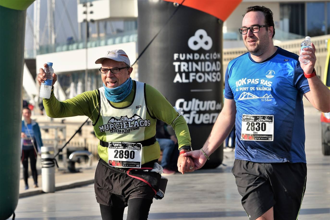 Fotos: Búscate en el Pas Ras al Port de Valencia 2021