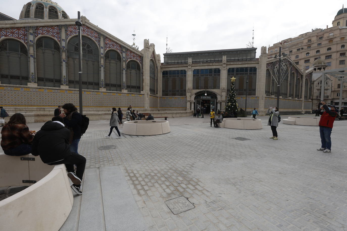 La plaza de Ciudad de Brujas de Valencia.