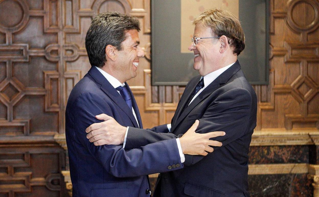 Mazón y Puig, en un encuentro cuando el primero fue elegido presidente de la Diputación de Alicante, en 2019 