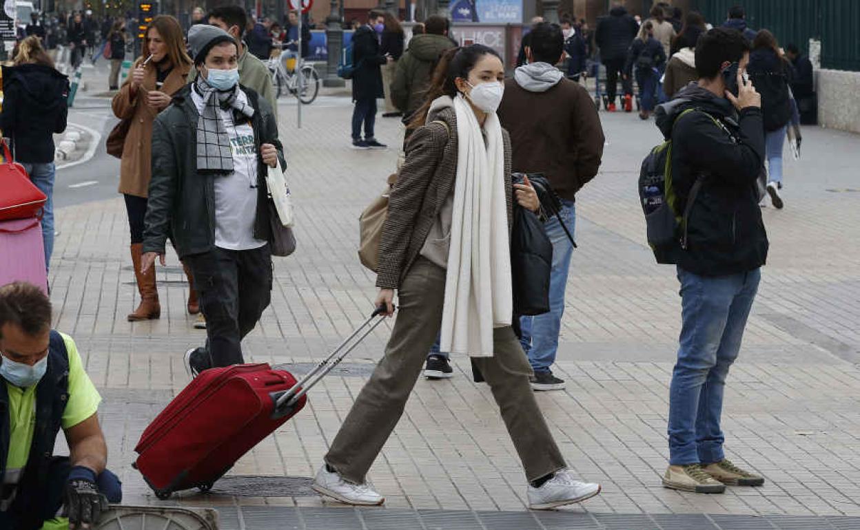 ENCUESTA | ¿Las actuales restricciones por el Covid-19 en la Comunitat Valenciana son suficientes para atajar la ola de contagios?