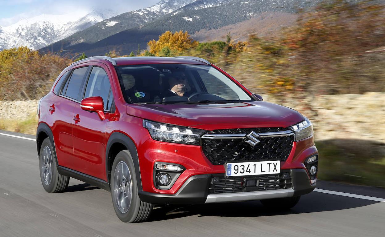 El frontal es ahora más moderno y deportivo.