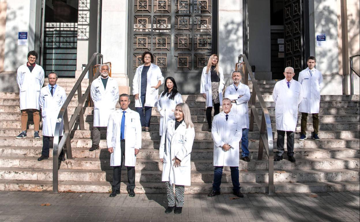 El equipo de la doctora Ana Arbáizar que opta a dirigir el Colegio de Médicos de Valencia.