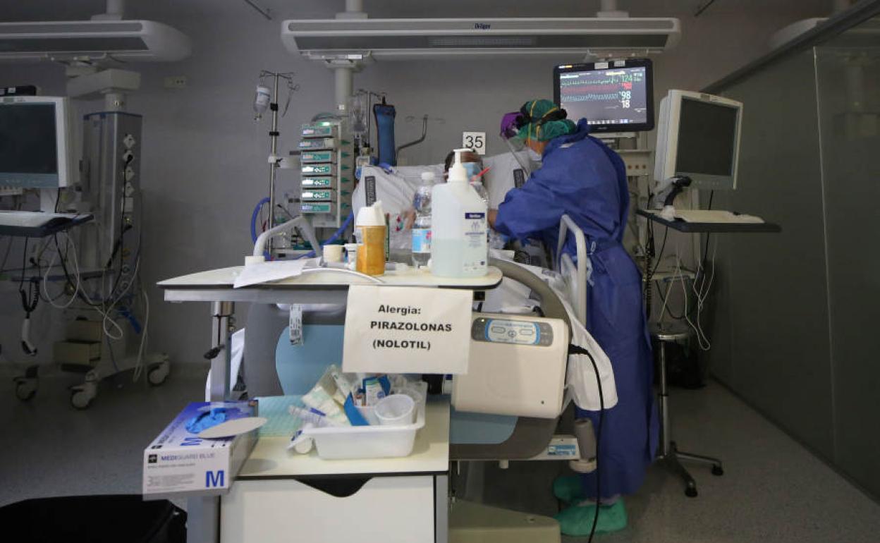 Atención hospitalaria durante la pandemia del coronavirus en Valencia.