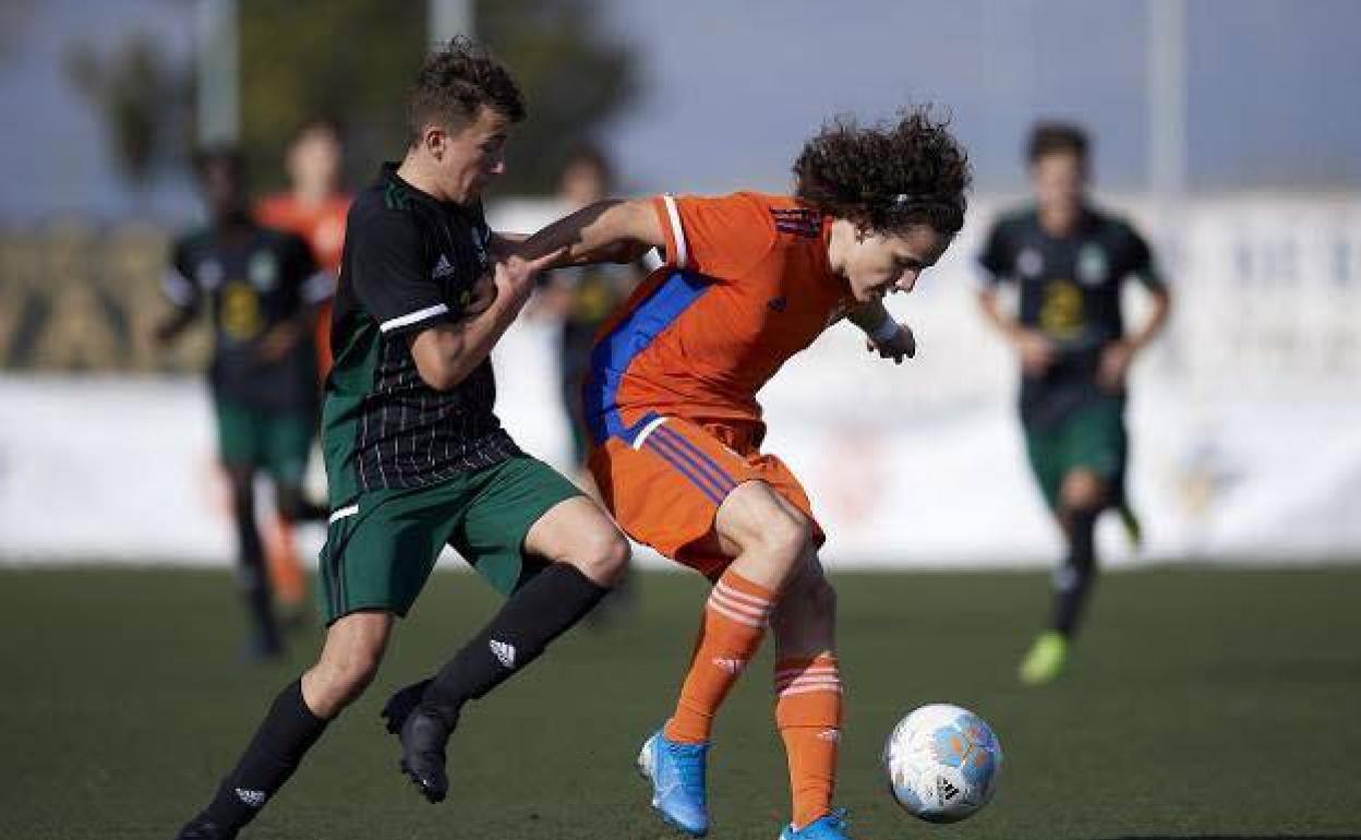 Fabio Blanco, en la ciudad deportiva de Paterna antes de poner rumbo a Alemania. 