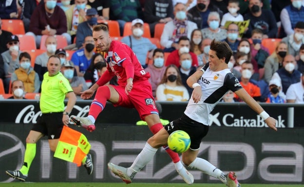 Al Valencia se le atragantan las uvas