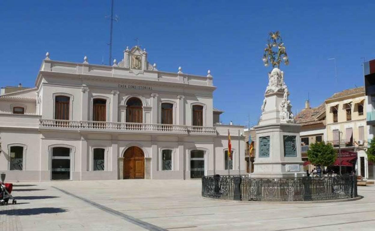 La fachada del edificio consistorial. 