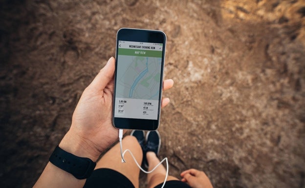 Los distintos dispositivos móviles o los smartwach, aliados de los runners. 