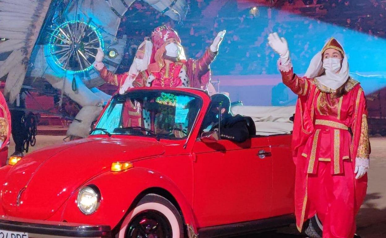 Gaspar llegando a la Cabalgata de Reyes, en Valencia.