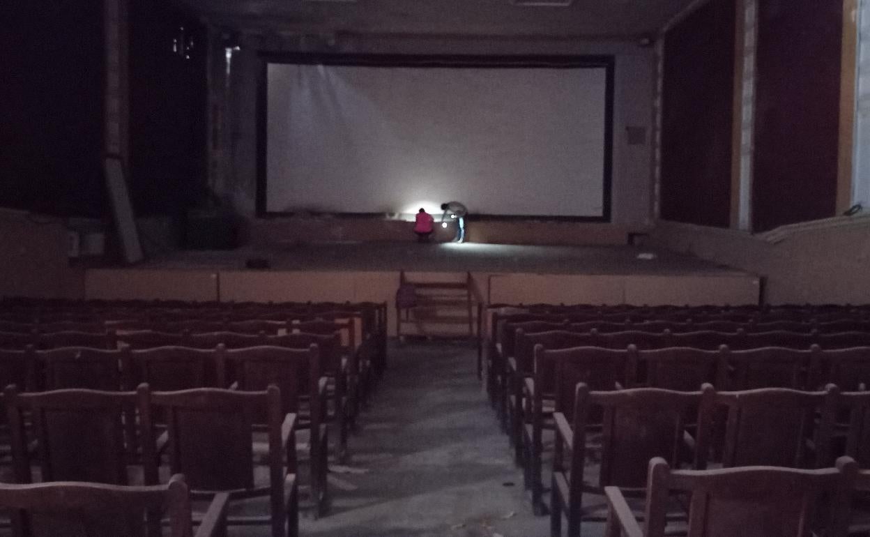 Interior del Cine Cervantes de Ròtova. 