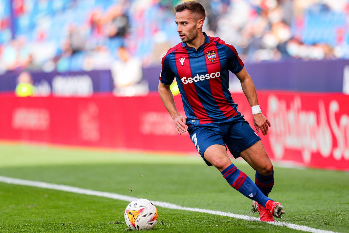 Fotos: Todas las fotos del partido Levante UD - RCD Mallorca en el estado Ciutat de Valencia