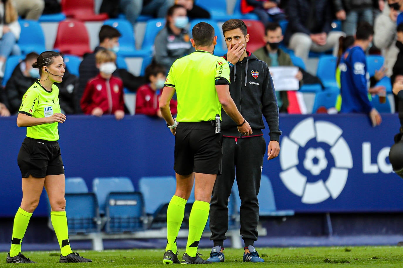 Fotos: Todas las fotos del partido Levante UD - RCD Mallorca en el estado Ciutat de Valencia