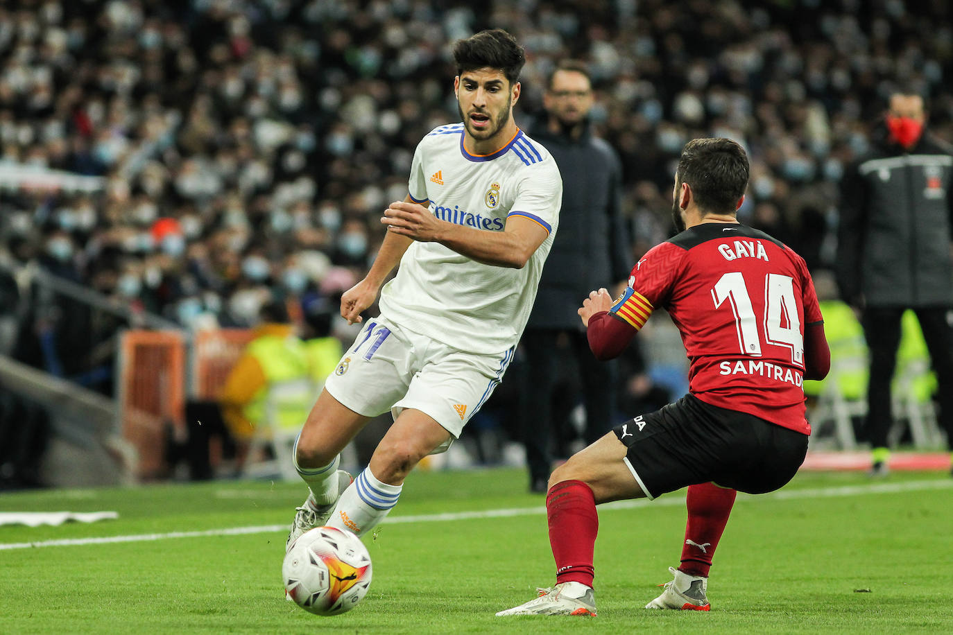 Fotos: Todas las fotos del partido Real Madrid - Valencia CF en el Bernabéu