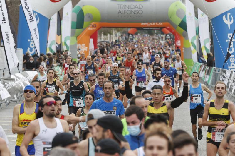 Fotos: Todas las fotos de la carrera 10K Ibercaja de Valencia 2022