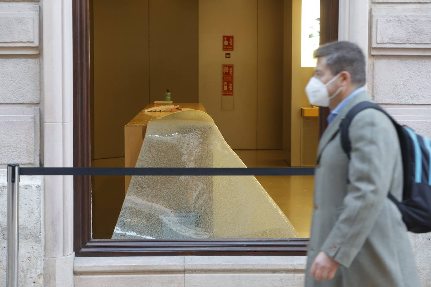 Fotos: Así ha quedado la tienda Apple en el centro de Valencia tras el atraco