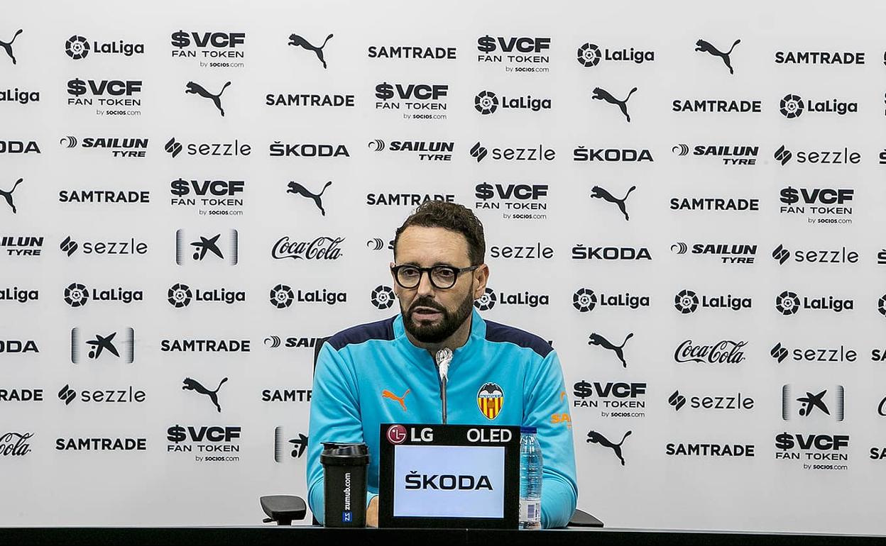 Bordalás, en la rueda de prensa previa al encuentro frente al Sevilla en la Ciudad Deportiva. 