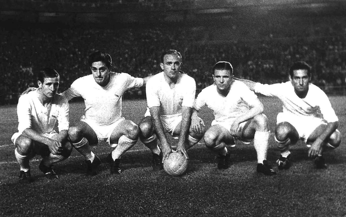 Raymond Kopa, Héctor Rial, Alfredo Di Stefano, Ferenc Puskas y Paco Gento.