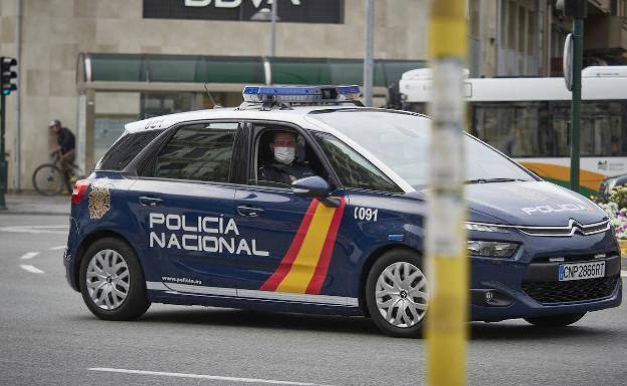 Un coche patrulla de la Policía Nacional.