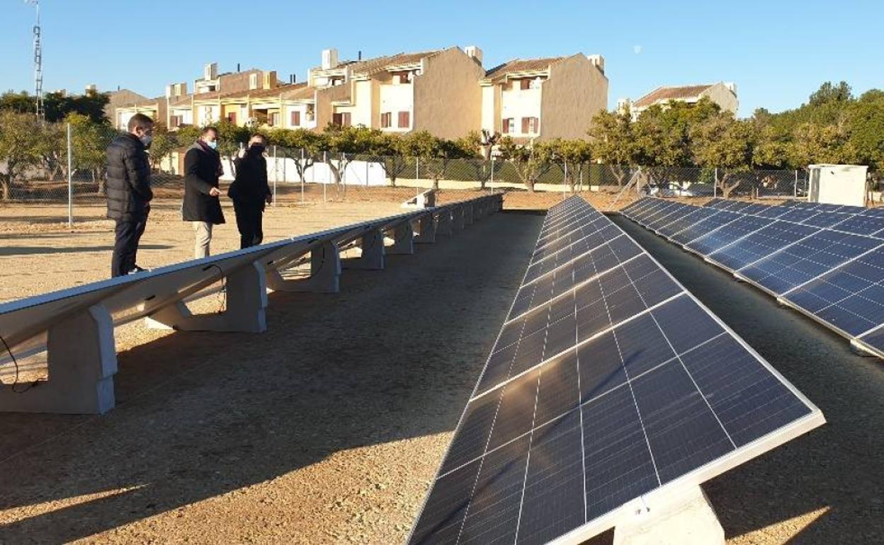 Riba-roja cede 1.200 metros cuadrados para fomentar la energía solar