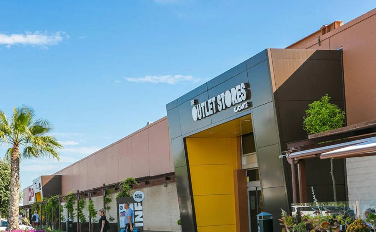 Peave Lidiar con incidente El 'Outlet' de San Vicente inaugura una tienda unica en las provincias de  Alicante y Murcia | Las Provincias
