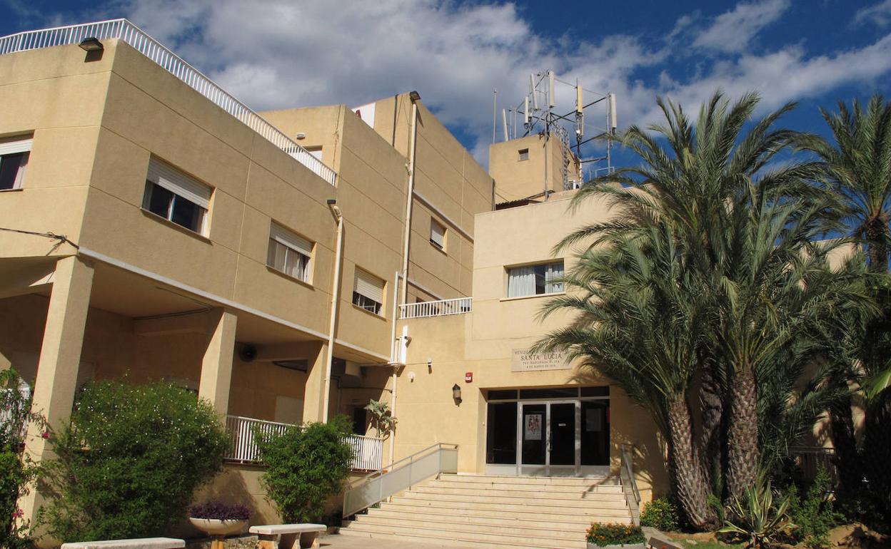 La residencia de Santa Llúcia, gestionada hasta ahora por el Ayuntamiento de Dénia. 