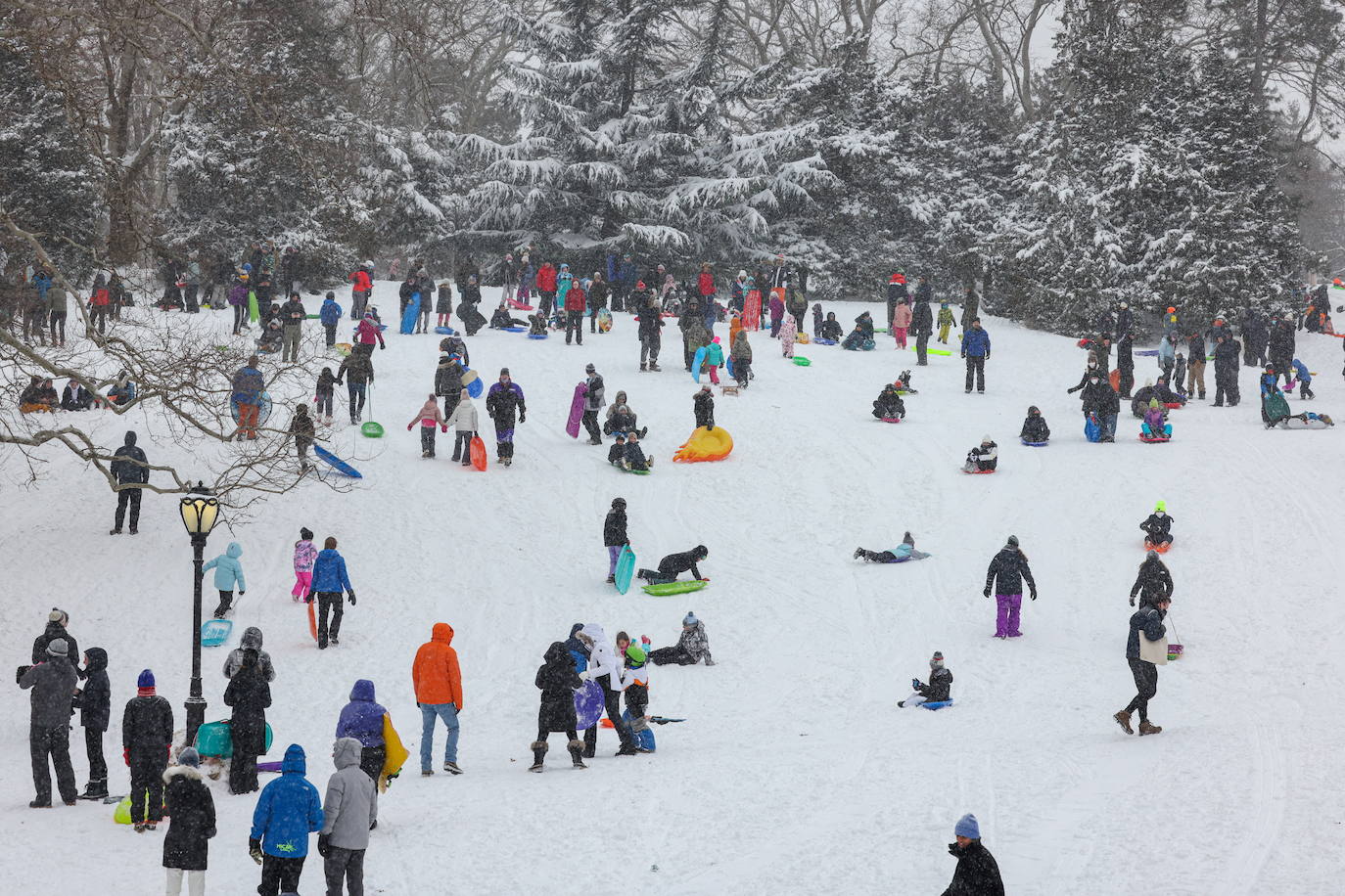 Fotos de Nueva Yok: La nieve sepulta Nueva York