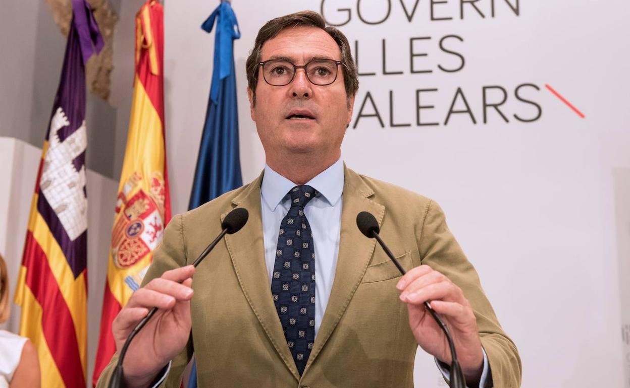 El presidente de la CEOE, Antonio Garamendi. 